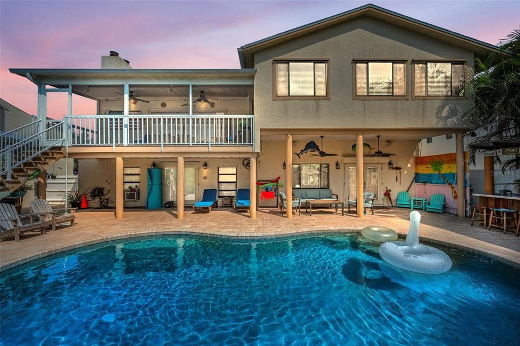 4810 BLUE JAY CIRCLE PALM HARBOR, FL 34683