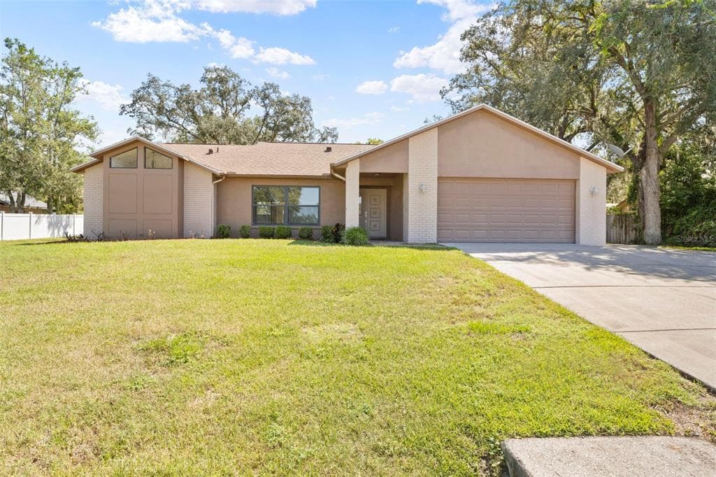 9414 LORENDALE CIRCLE SPRING HILL, FL 34608