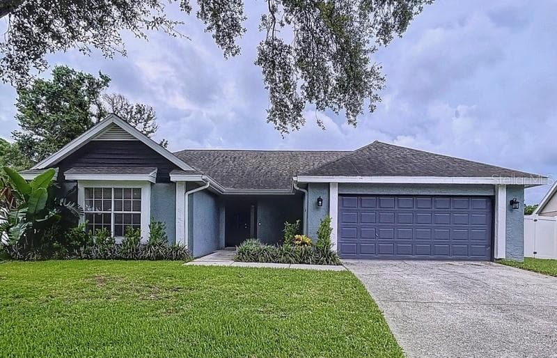 2049 DARLINGTON OAK DRIVE SEFFNER, FL 33584