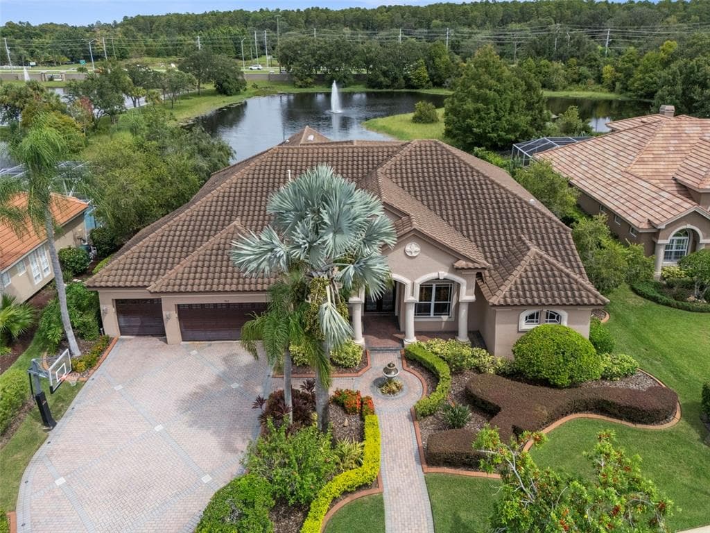 963 CYPRESS COVE WAY TARPON SPRINGS, FL 34688