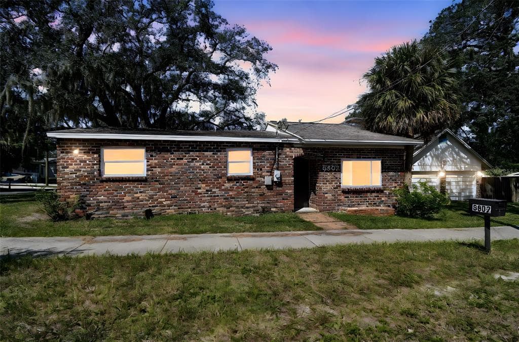 8802 N 20TH STREET TAMPA, FL 33604