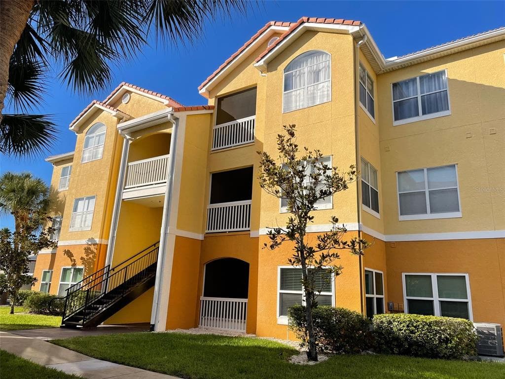10764 70TH AVENUE UNIT 4306 SEMINOLE, FL 33772