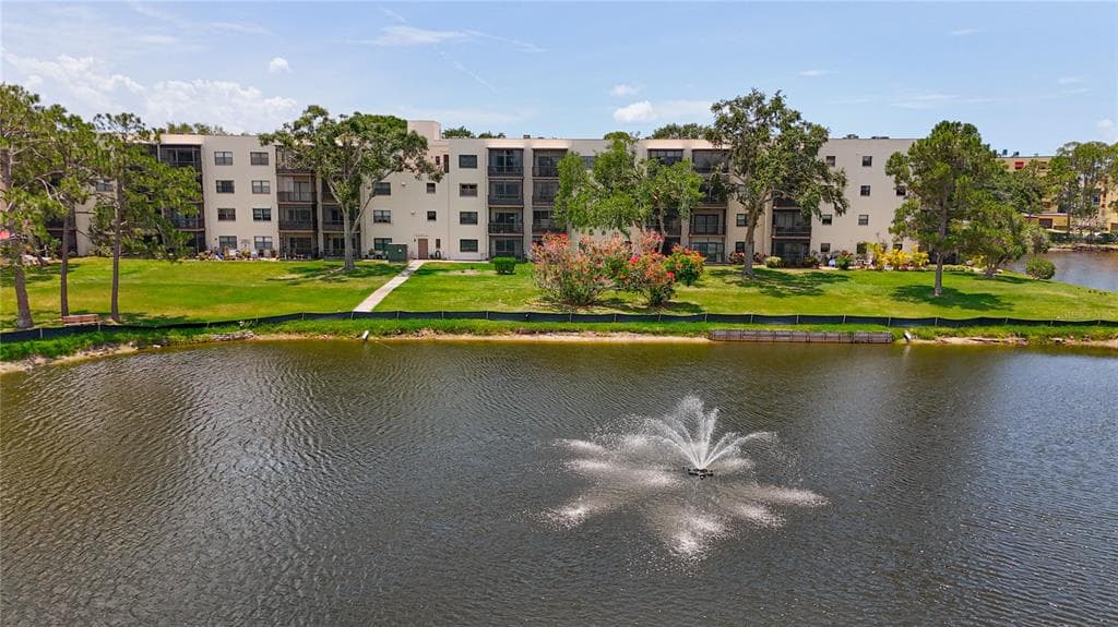 5920 80TH STREET N UNIT 406 ST PETERSBURG, FL 33709