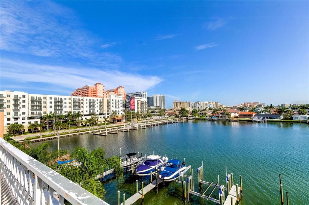 120 BRIGHTWATER DRIVE UNIT 6 CLEARWATER, FL 33767