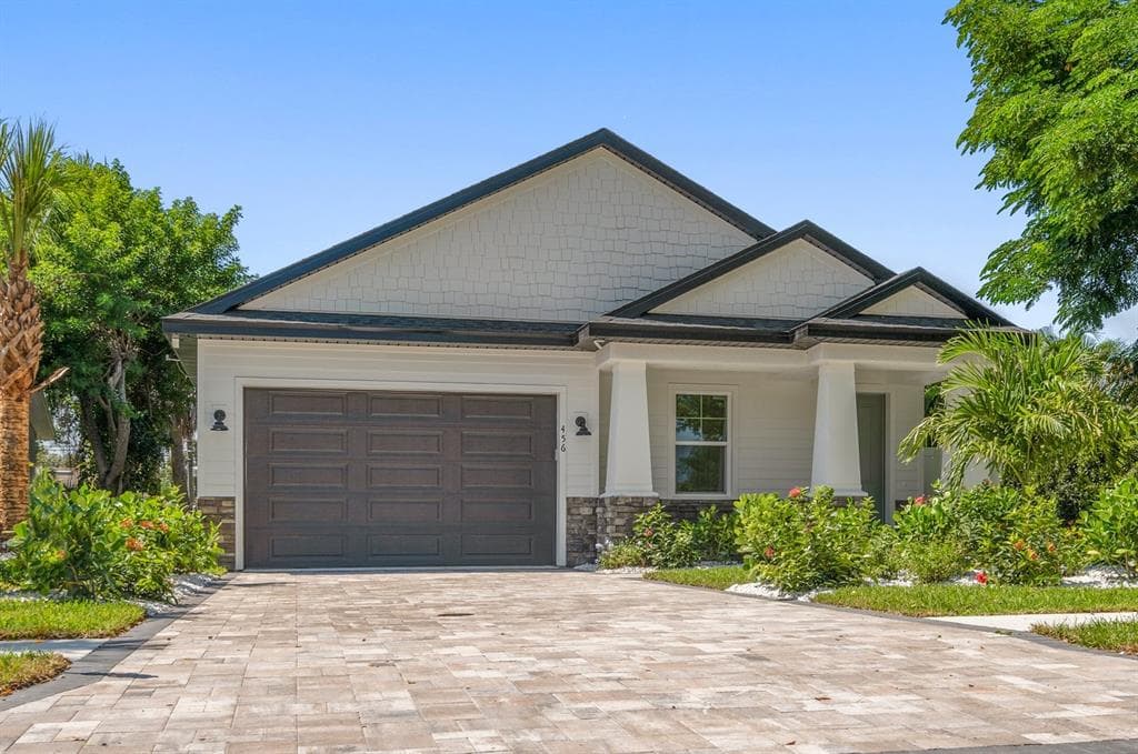 456 CHICAGO AVENUE DUNEDIN, FL 34698