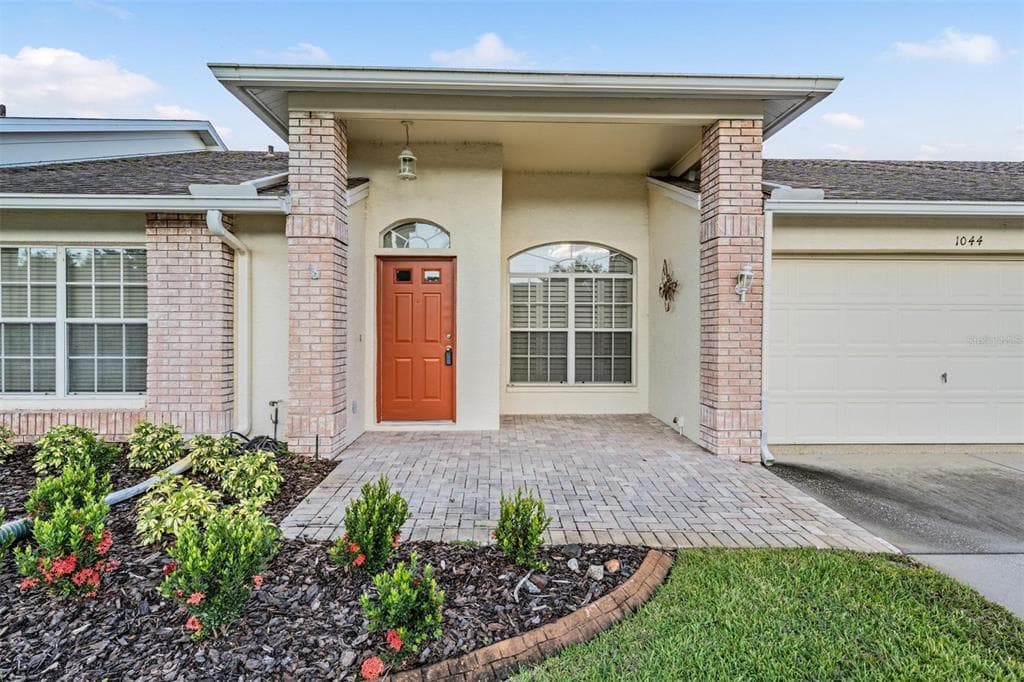 1044 BLYTH HILL COURT TRINITY, FL 34655