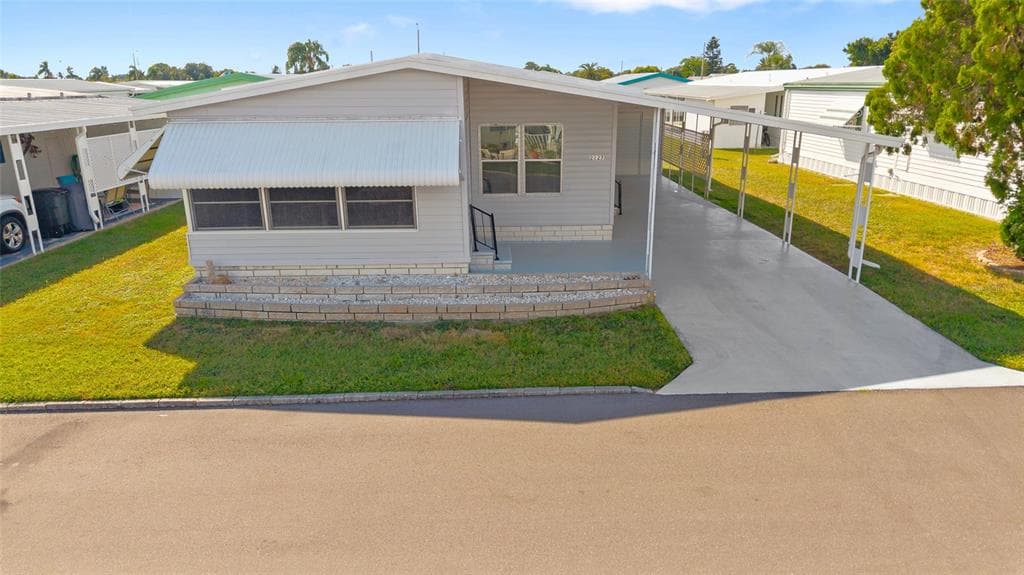 2127 WAILUA DRIVE