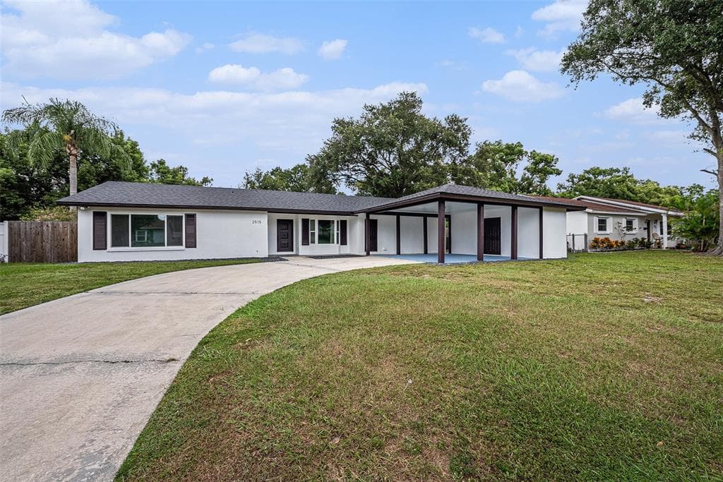 2515 LAKE ELLEN CIRCLE