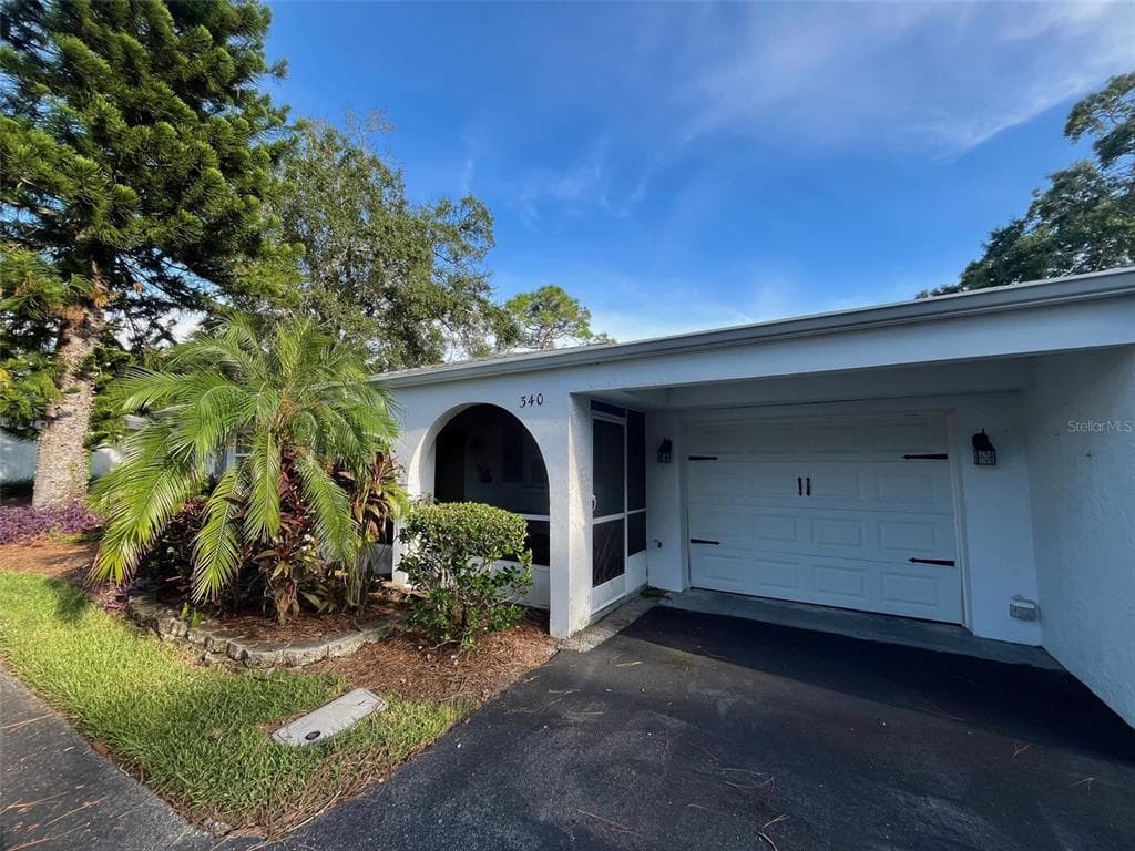 340 PALMER CIRCLE PALM HARBOR, FL 34685