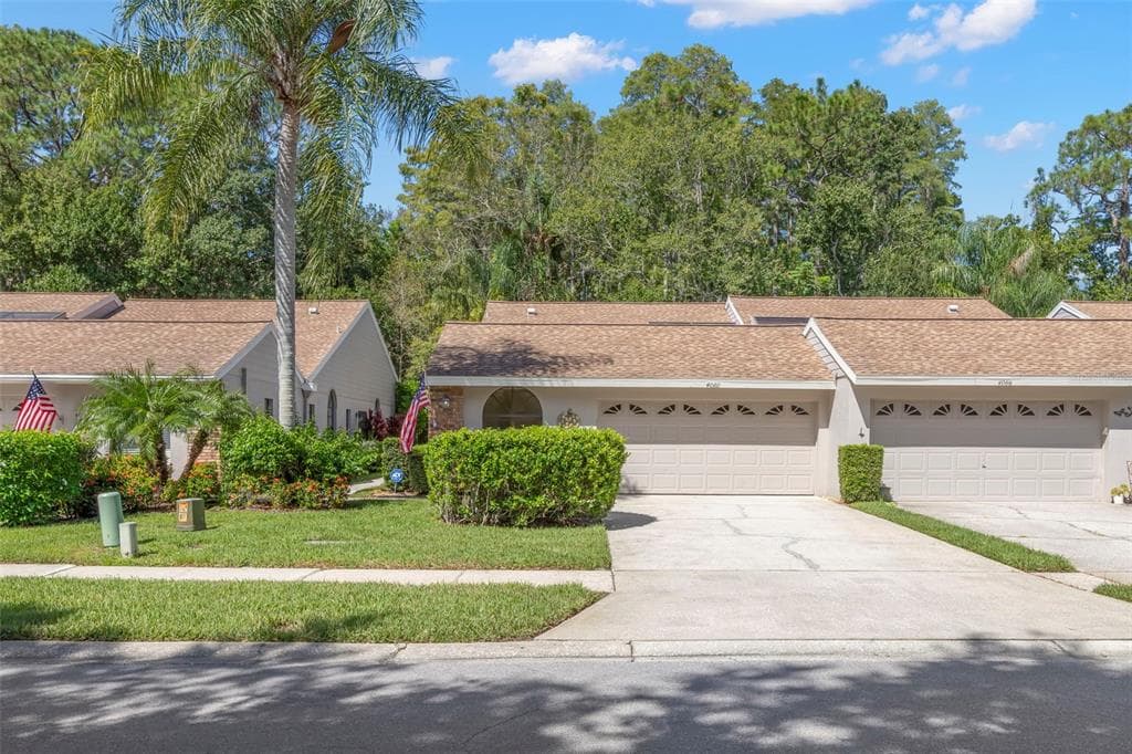4060 SALEM SQUARE PARKWAY PALM HARBOR, FL 34685