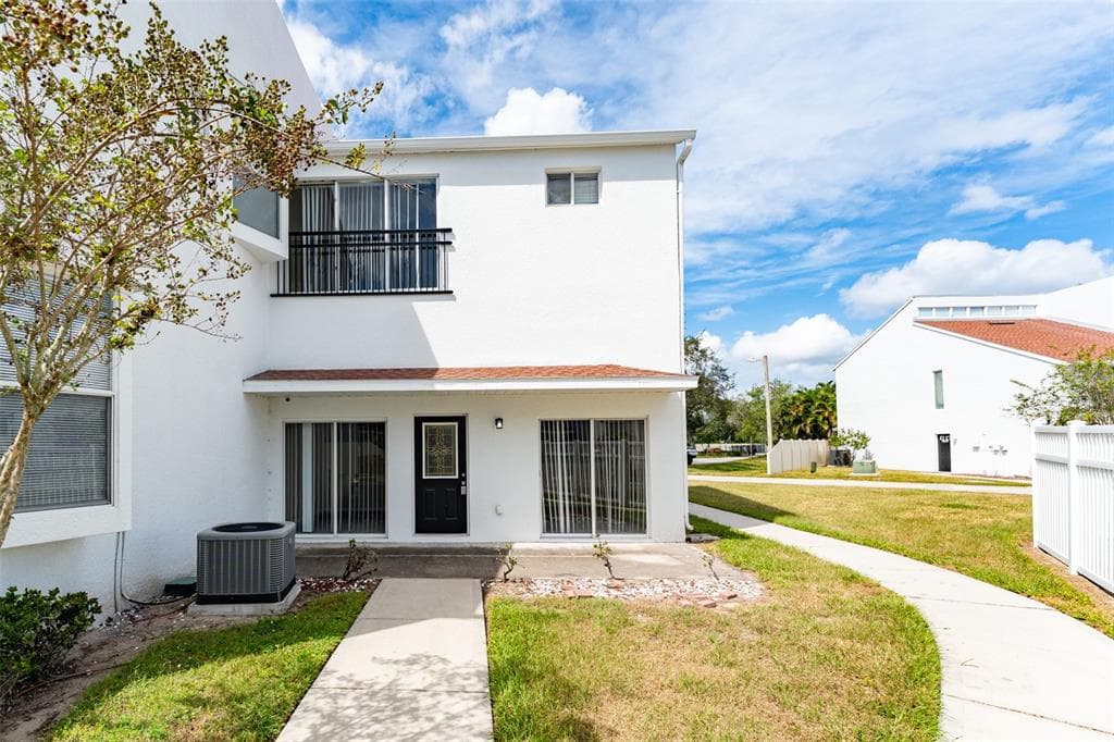 9519 CITRUS GLEN TAMPA, FL 33618