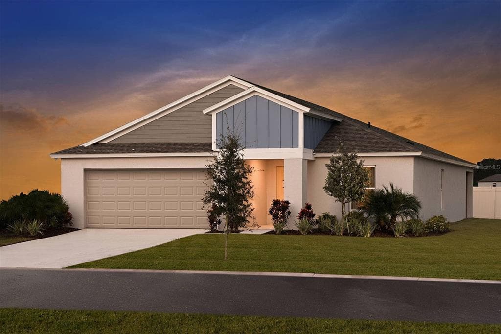 4216 RIVER BEACON BOULEVARD DAVENPORT, FL 33837