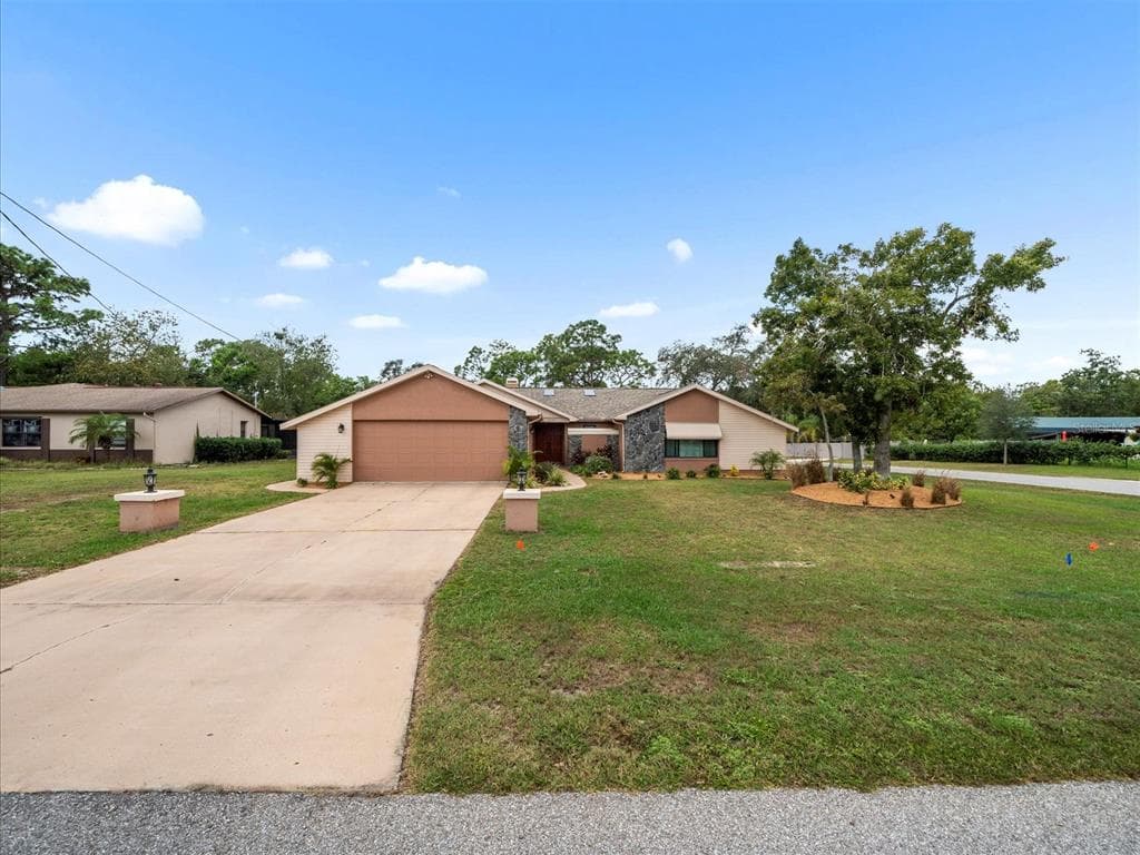 2097 WHITEWOOD AVENUE SPRING HILL, FL 34609