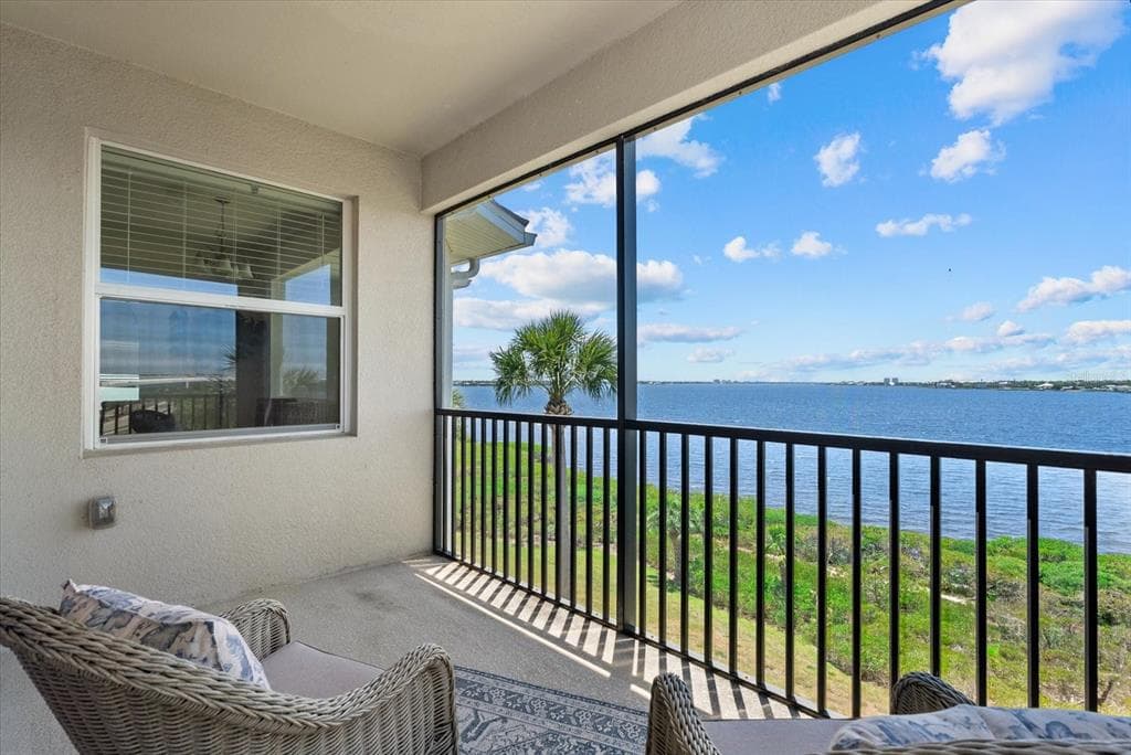 1030 TIDEWATER SHORES LOOP UNIT 406 BRADENTON, FL 34208