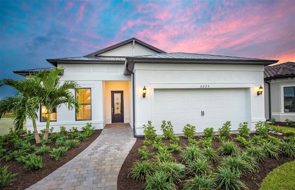 14890 MISTY POND LOOP NOKOMIS, FL 34275