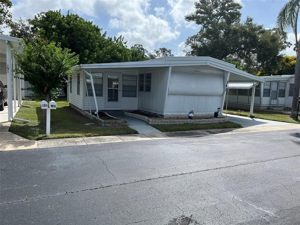1040 MAIN STREET UNIT 192 DUNEDIN, FL 34698