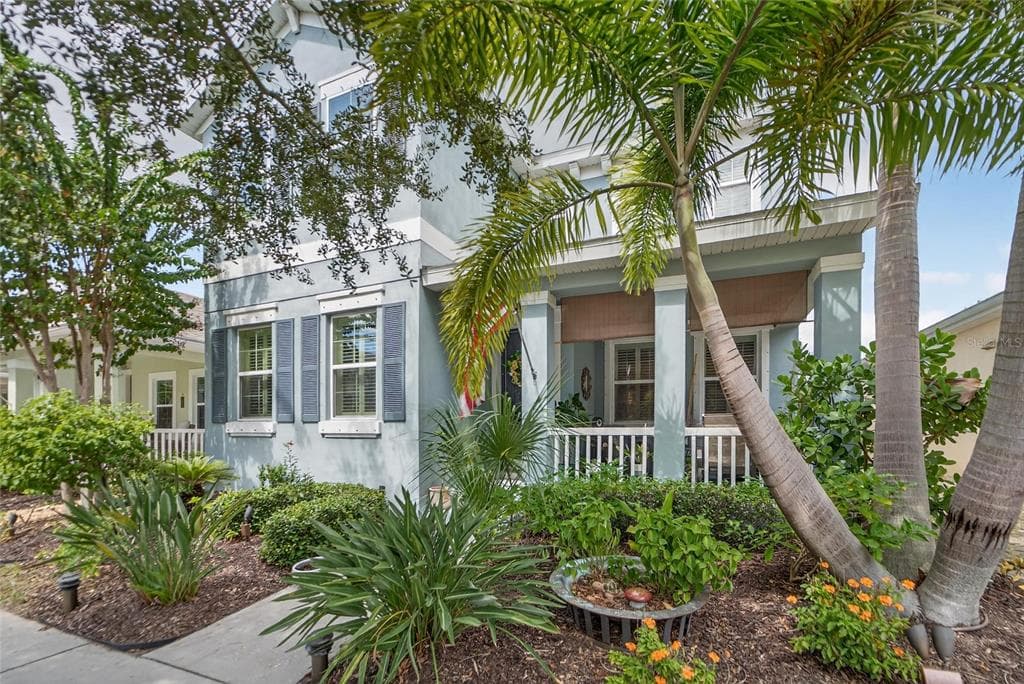 623 WINTERSIDE DRIVE APOLLO BEACH, FL 33572