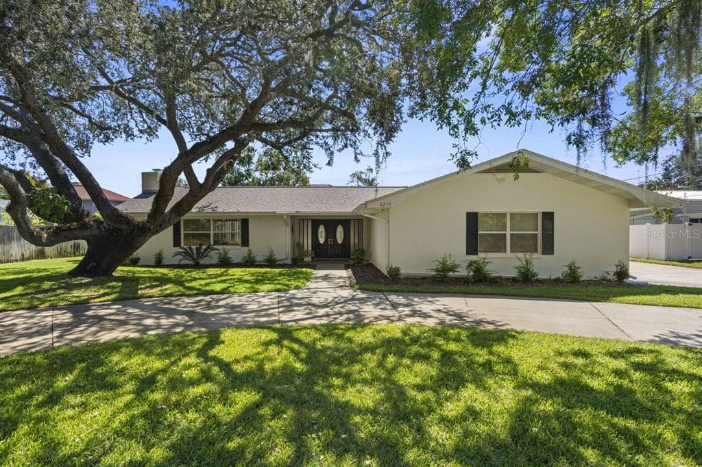 2275 TWIN LANE DRIVE DUNEDIN, FL 34698