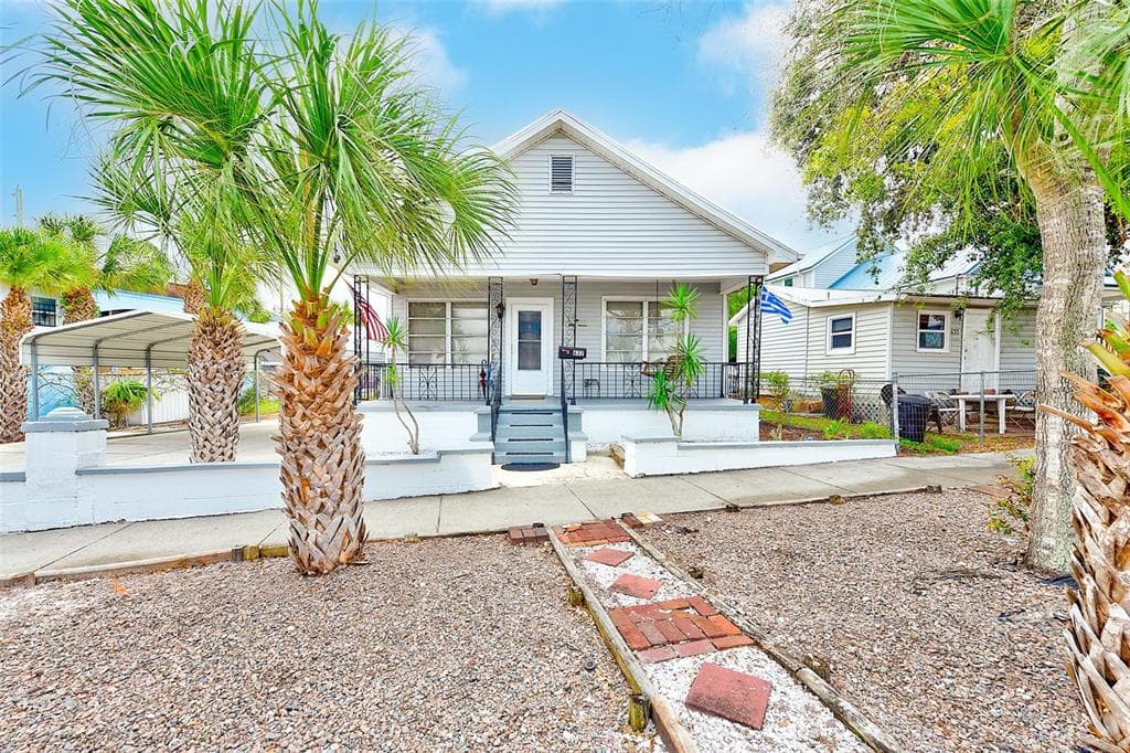 632 CROSS STREET