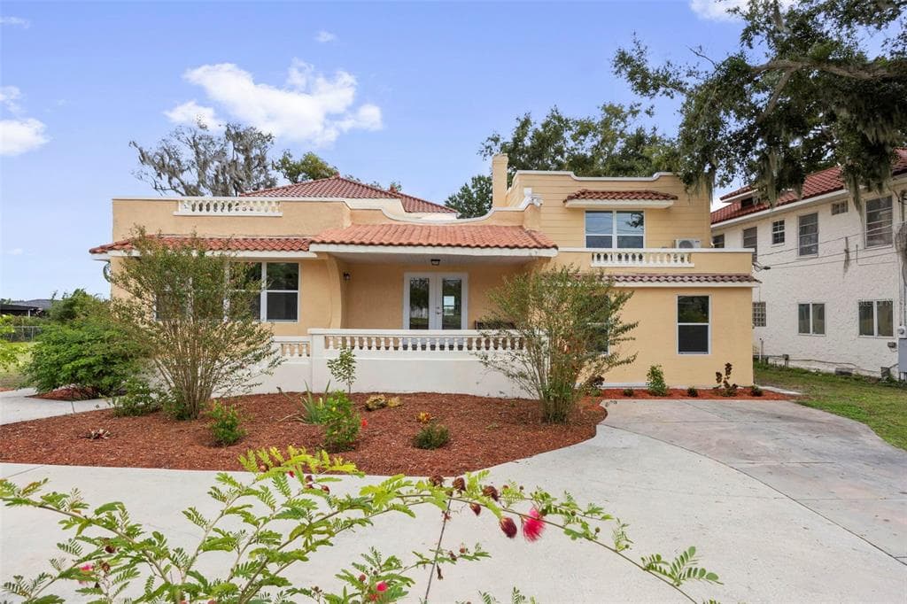 1600 N LAKE SHIPP DRIVE SW WINTER HAVEN, FL 33880