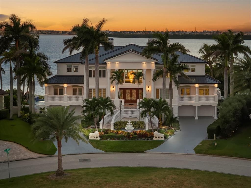 6199 54TH STREET S ST PETERSBURG, FL 33715