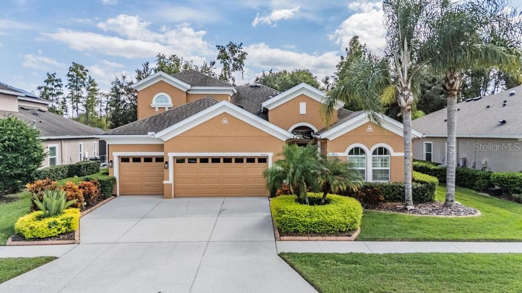 19402 AUTUMN CHASE COURT LAND O LAKES, FL 34638