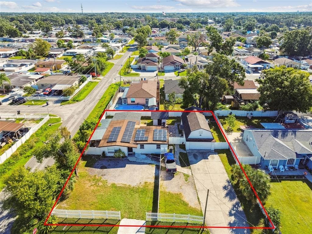 5825 N THATCHER AVENUE TAMPA, FL 33614