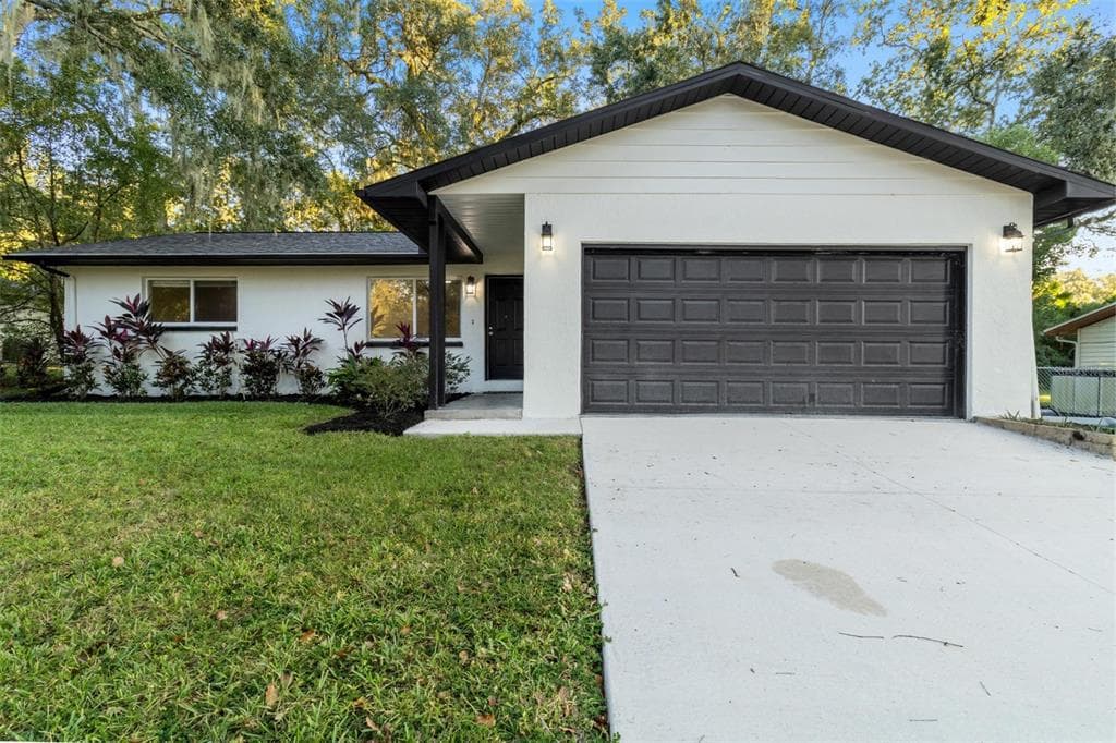 609 HOLLEY STREET BROOKSVILLE, FL 34601