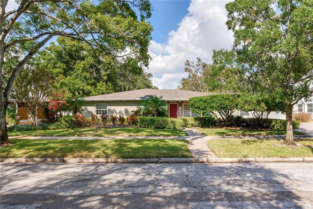 3607 W MORRISON AVENUE TAMPA, FL 33629