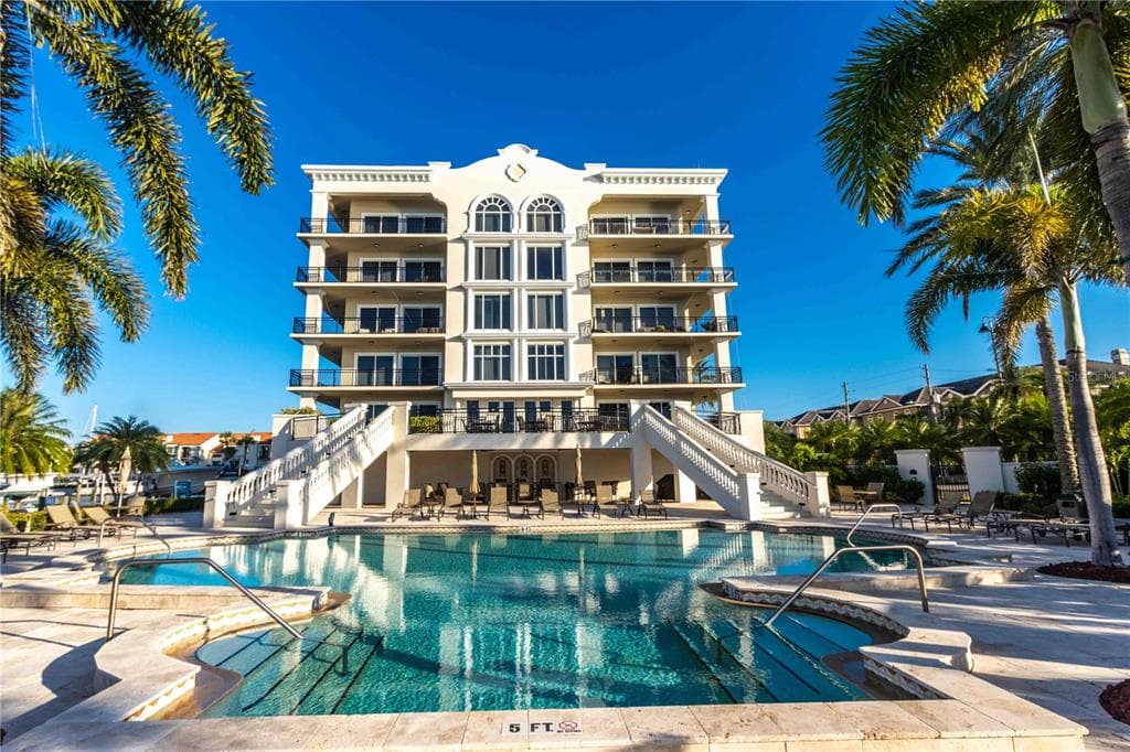 202 WINDWARD PASSAGE UNIT 603 CLEARWATER BEACH, FL 33767