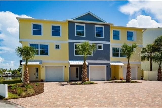 100 WINDRUSH BOULEVARD UNIT 2 INDIAN ROCKS BEACH, FL 33785