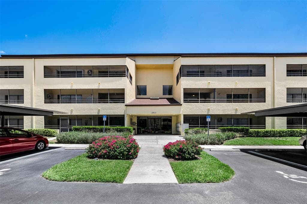 13612 S VILLAGE DRIVE UNIT 5307 TAMPA, FL 33618