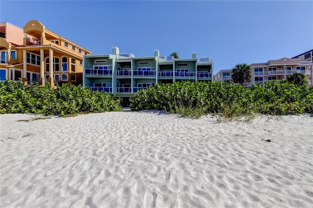 19530 GULF BOULEVARD UNIT 5B INDIAN SHORES, FL 33785