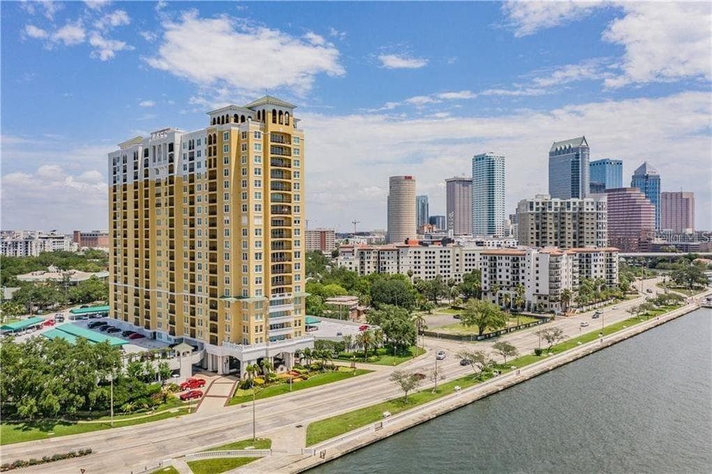345 BAYSHORE BOULEVARD UNIT 710 TAMPA, FL 33606
