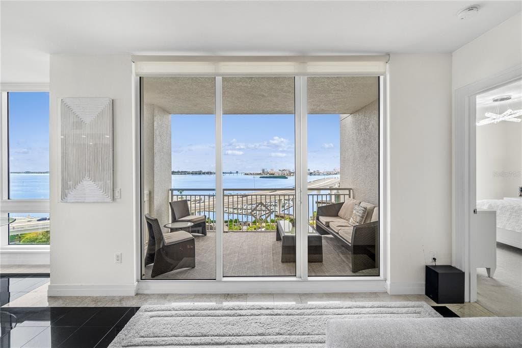 331 CLEVELAND STREET UNIT 1103 CLEARWATER, FL 33755