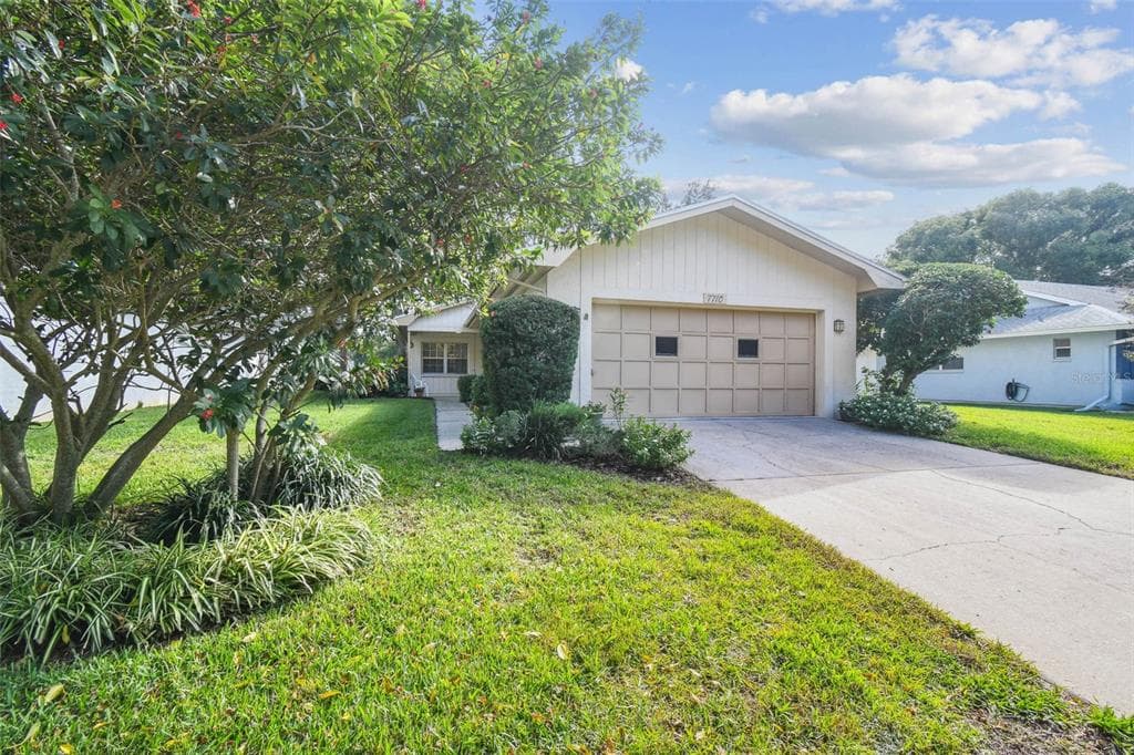 7710 FAIRLAWN DRIVE HUDSON, FL 34667