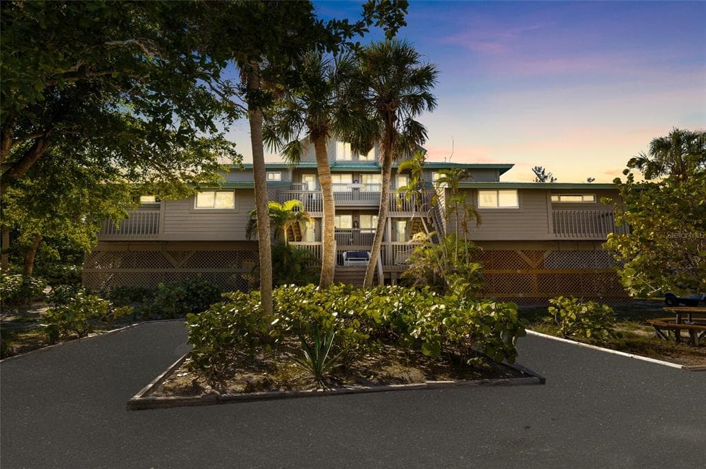 9200 LITTLE GASPARILLA ISLAND UNIT 301