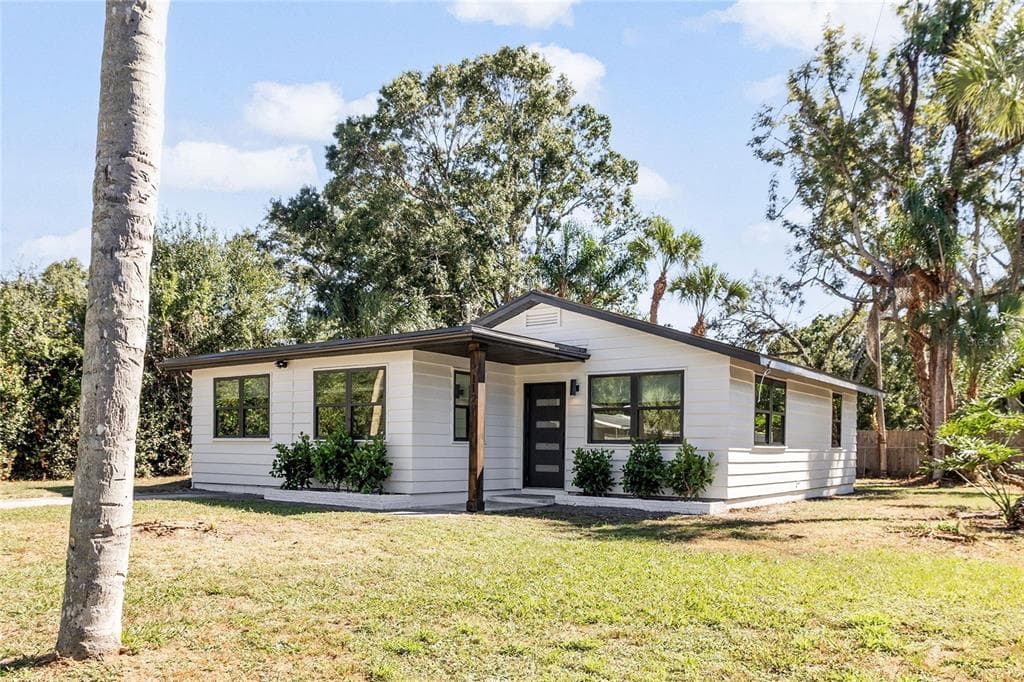 1122 40TH STREET SARASOTA, FL 34234