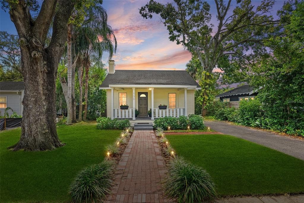 130 17TH AVENUE N ST PETERSBURG, FL 33704