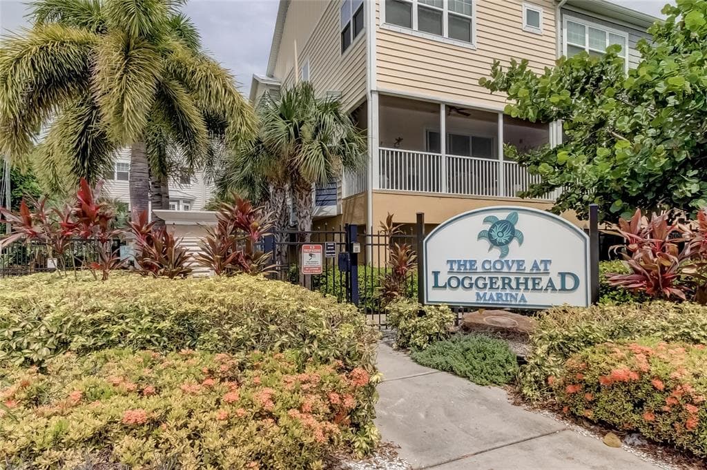 6008 ANCHORAGE WAY S UNIT 6008