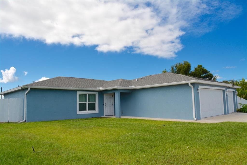 9006 BAMBOO CIRCLE LABELLE, FL 33935