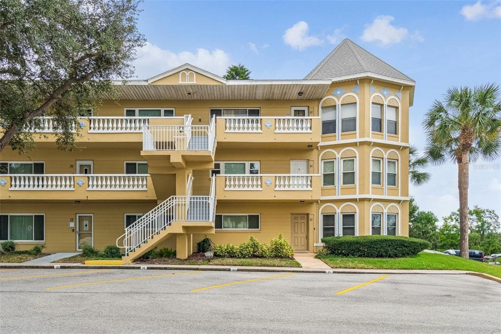 2221 NORWEGIAN DRIVE UNIT 41