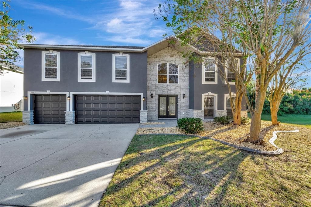 2115 VALRICO HEIGHTS BOULEVARD