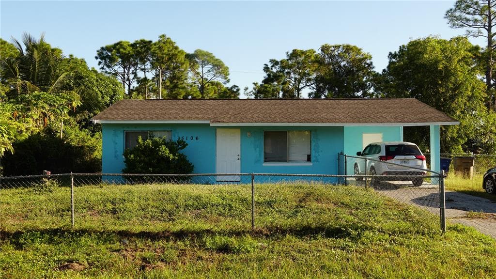 5106 LEE CIRCLE S LEHIGH ACRES, FL 33971