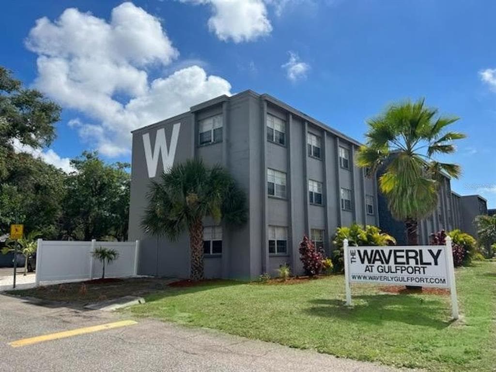 4601 22ND AVENUE S UNIT 307 ST PETERSBURG, FL 33711