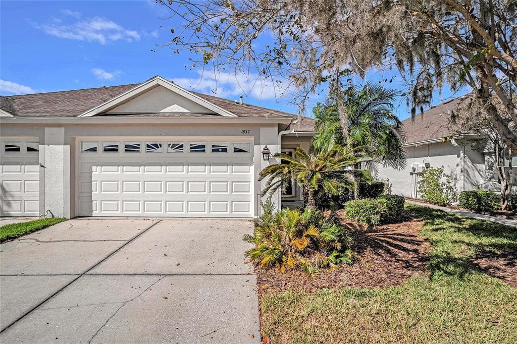1837 RAVENRIDGE STREET WESLEY CHAPEL, FL 33543