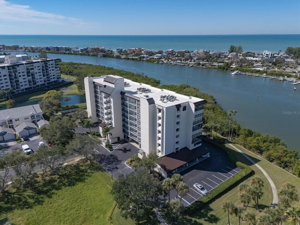 11730 SHIPWATCH DRIVE UNIT 402 LARGO, FL 33774