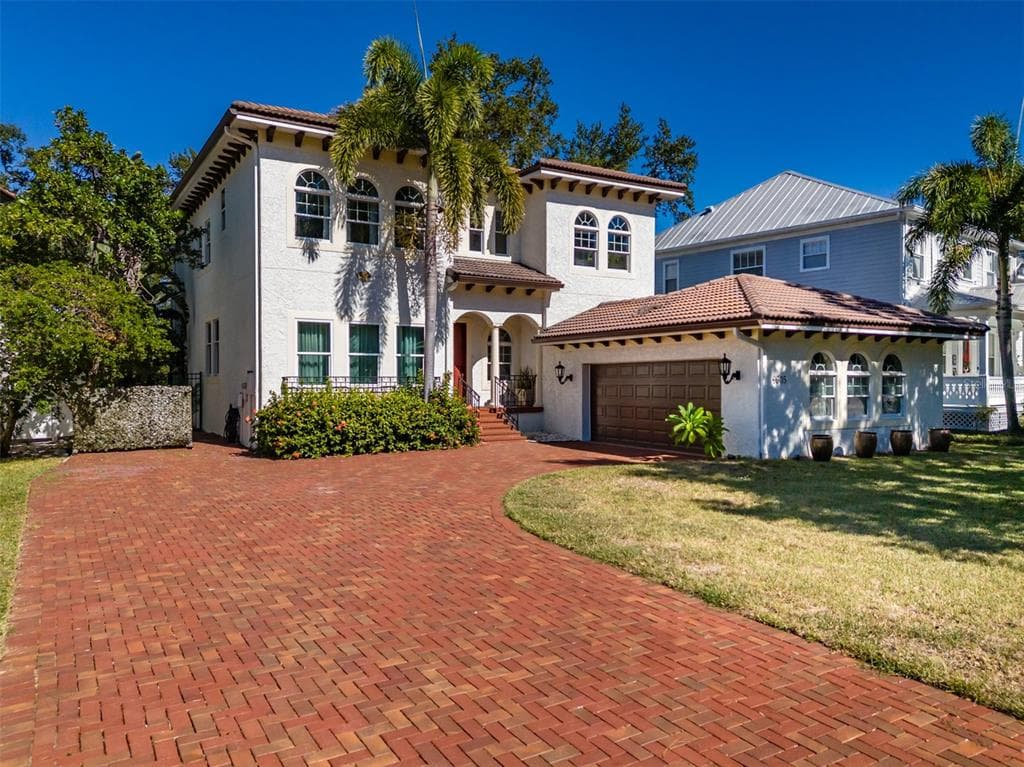 4605 W VASCONIA STREET TAMPA, FL 33629