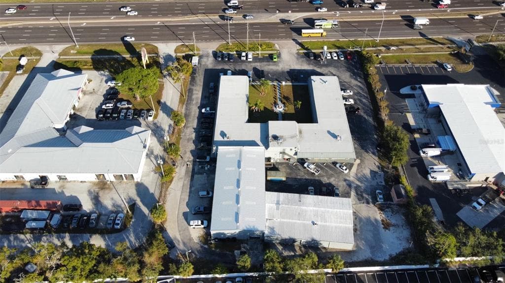 37542 US HWY 19 N PALM HARBOR, FL 34684