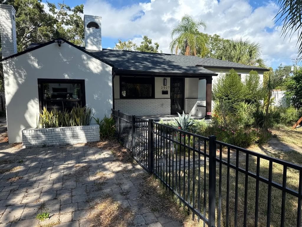 2927 W ALLINE AVENUE TAMPA, FL 33611